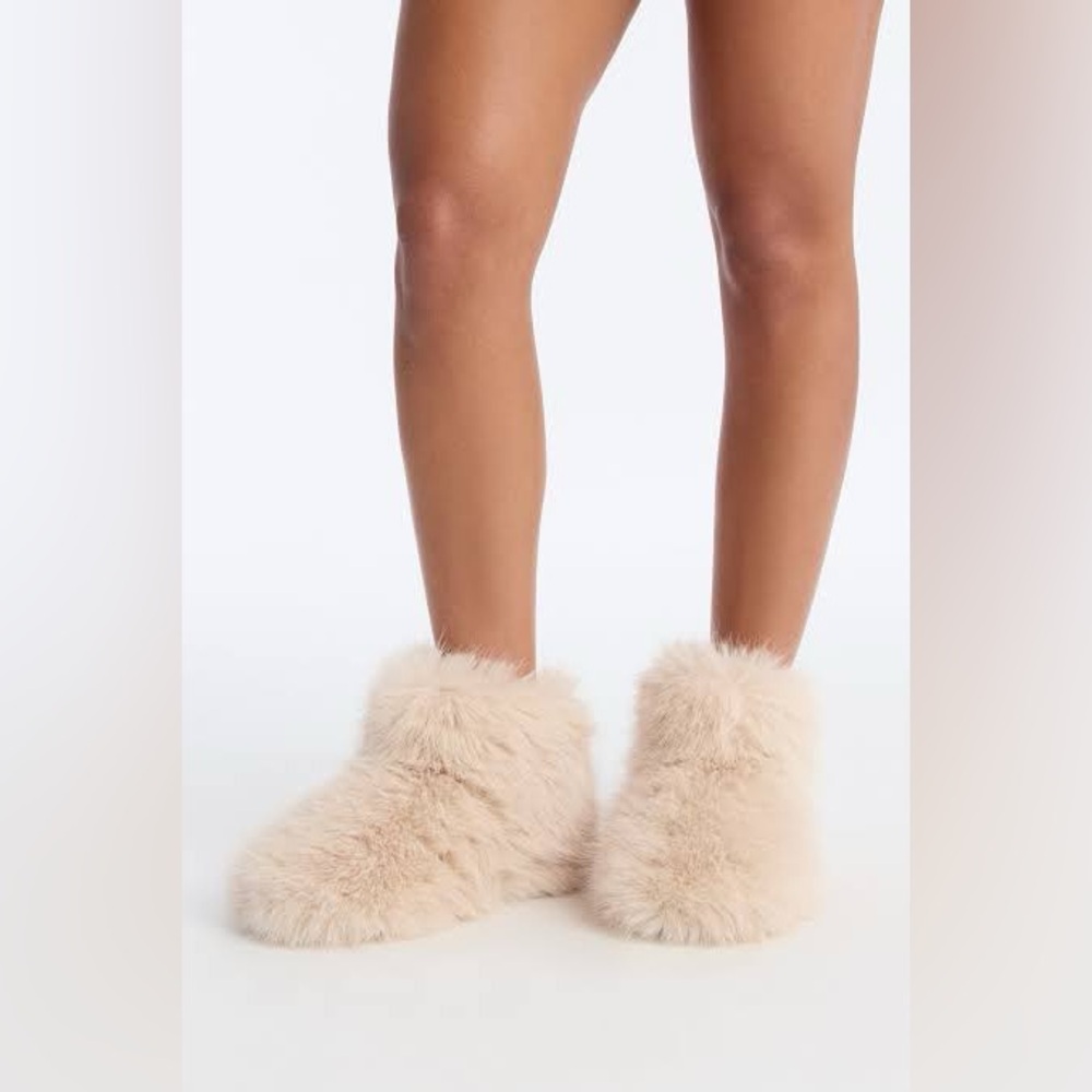 Northern Faux Fur Booties